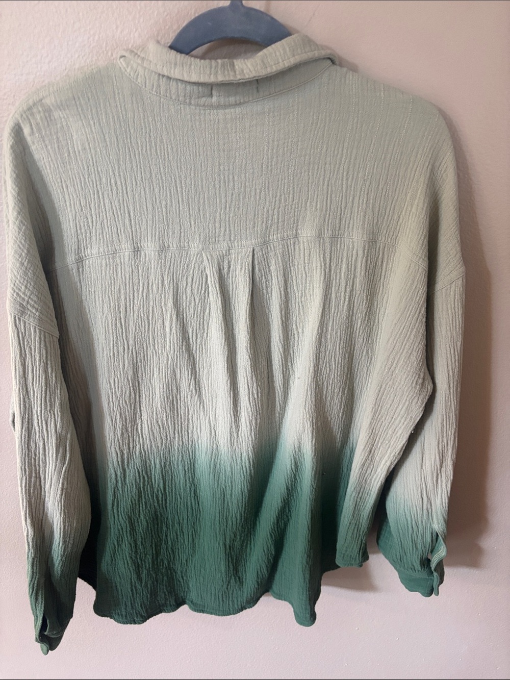 White Birch Sage Ombre Button-Up Shirt, light weight gauze material. Size M - Picture 3 of 3